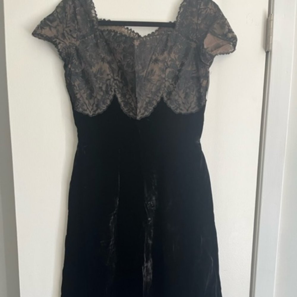 WOMEN'S VINTAGE 50'S BLACK VELVET EVENING DRESS